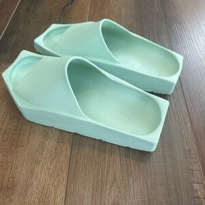 Nike Jordan Hex Women’s Chunky Slide Pistachio/mint Green Q8992-300 Size 7B